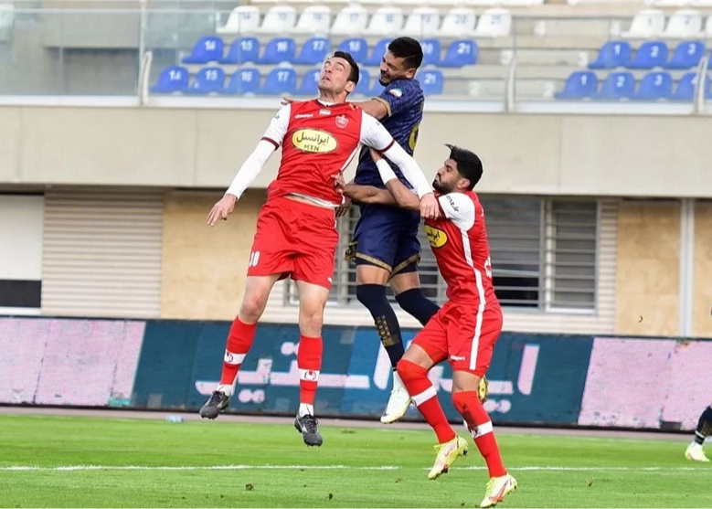 گل‌گهر محبوب‌ترین حریف پرسپولیس طی پنج فصل!