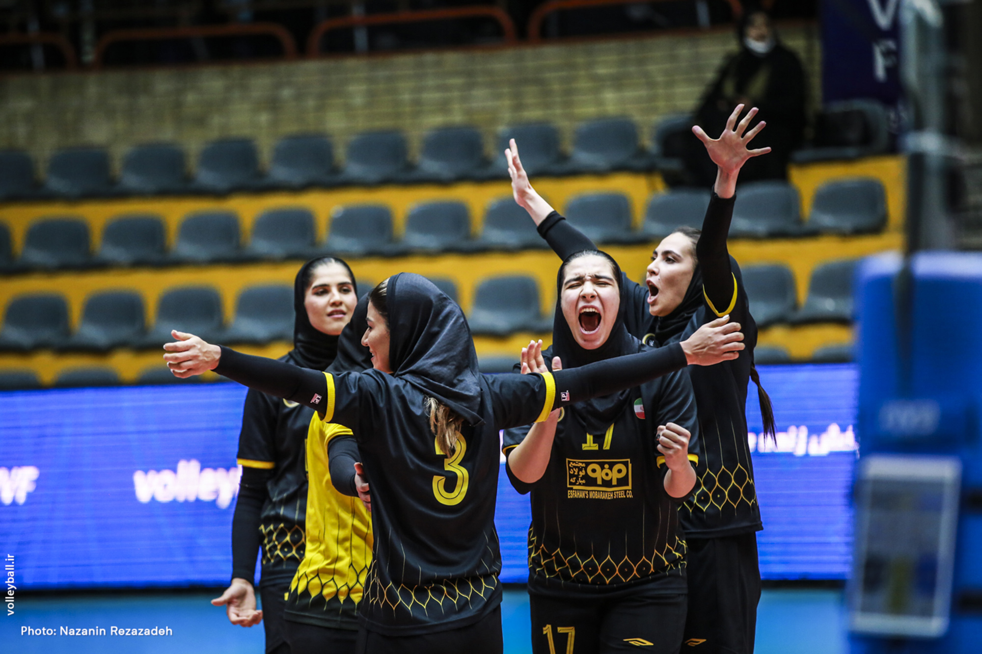 فولادی‌ها به سختی هوران را شکست دادند
