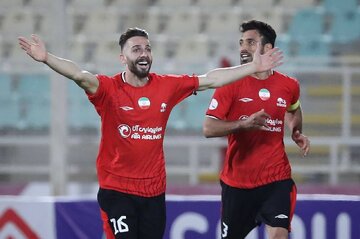 عکس | مهاجم پرسپولیسی سرباز ملوان شد