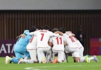 آقایان! معیار انتخاب چیست؟/ تیم امید گوشت قربانی