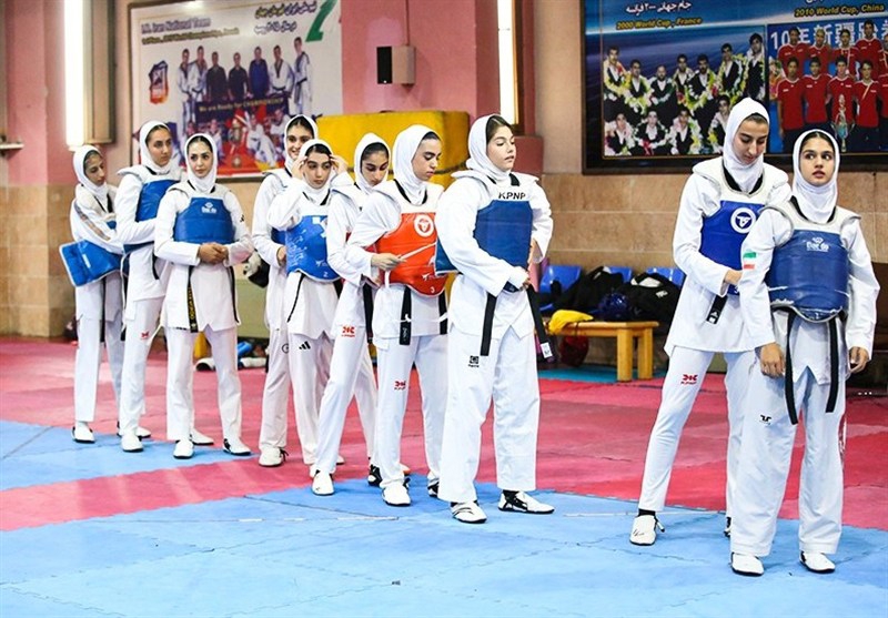 رقابت ۴۰۰ تکواندوکار در مسابقات قهرمانی نوجوانان آسیا
