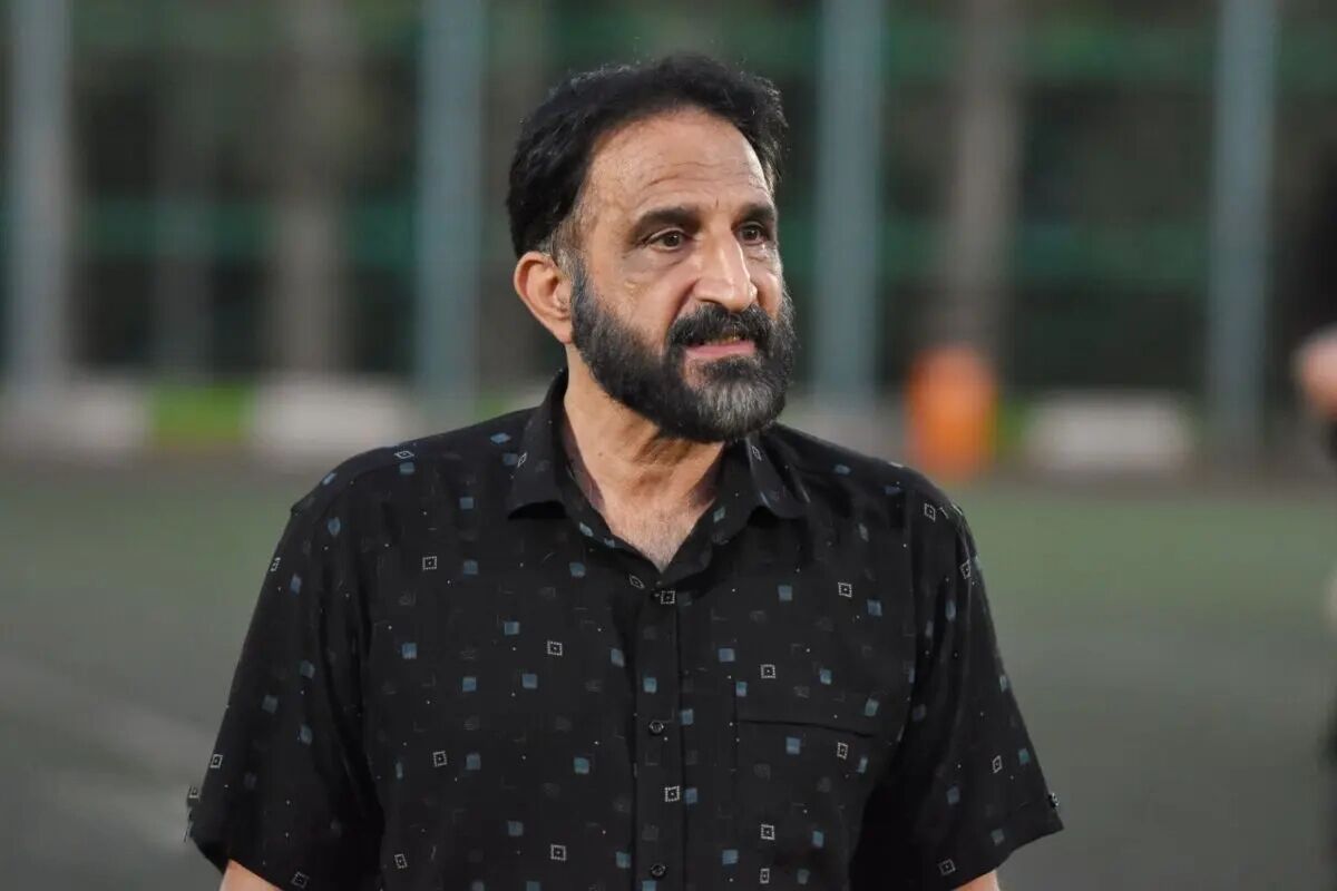 انتقاد محمد نوری از خط دفاع استقلال و تأکید بر ضرورت جذب مدافع سرعتی
