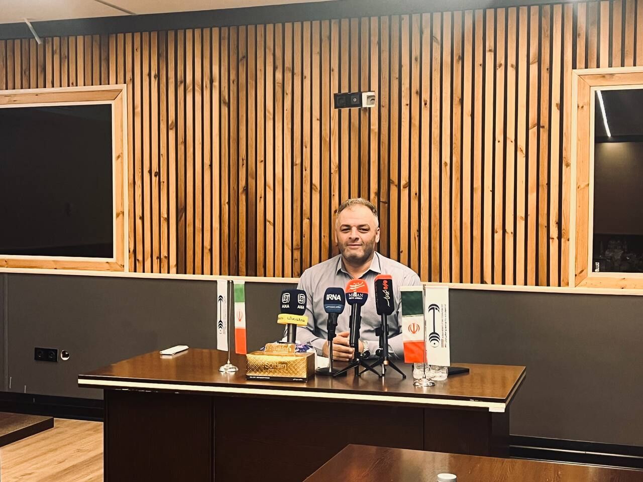 انوشیروانی: دو وزنه‌بردار ما در لس‌آنجلس حرف‌های بسیاری برای گفتن دارند