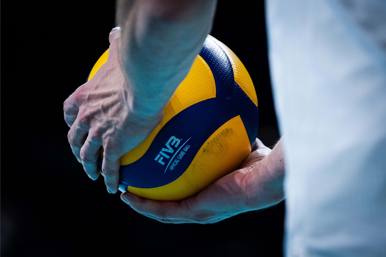 آغاز تورنمنت چهارجانبه والیبال در اردکان با حضور چادرملو و رقبای بین‌المللی