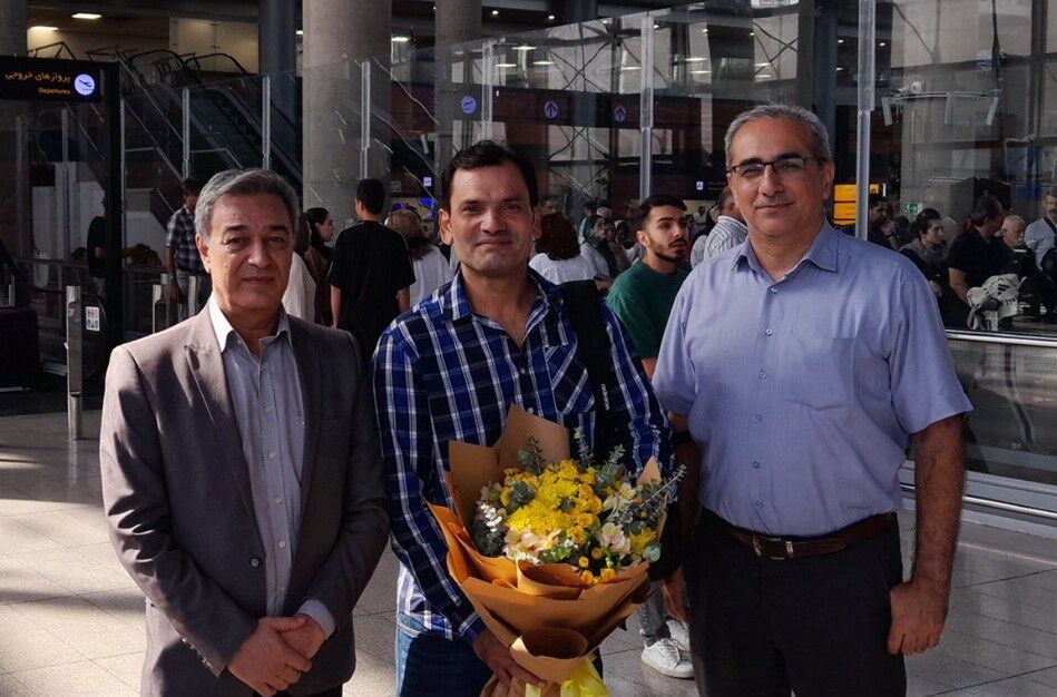بازگشت امجد خان به ایران؛ قهرمان سابق اسکواش جهان هدایت رده‌های پایه را بر عهده گرفت