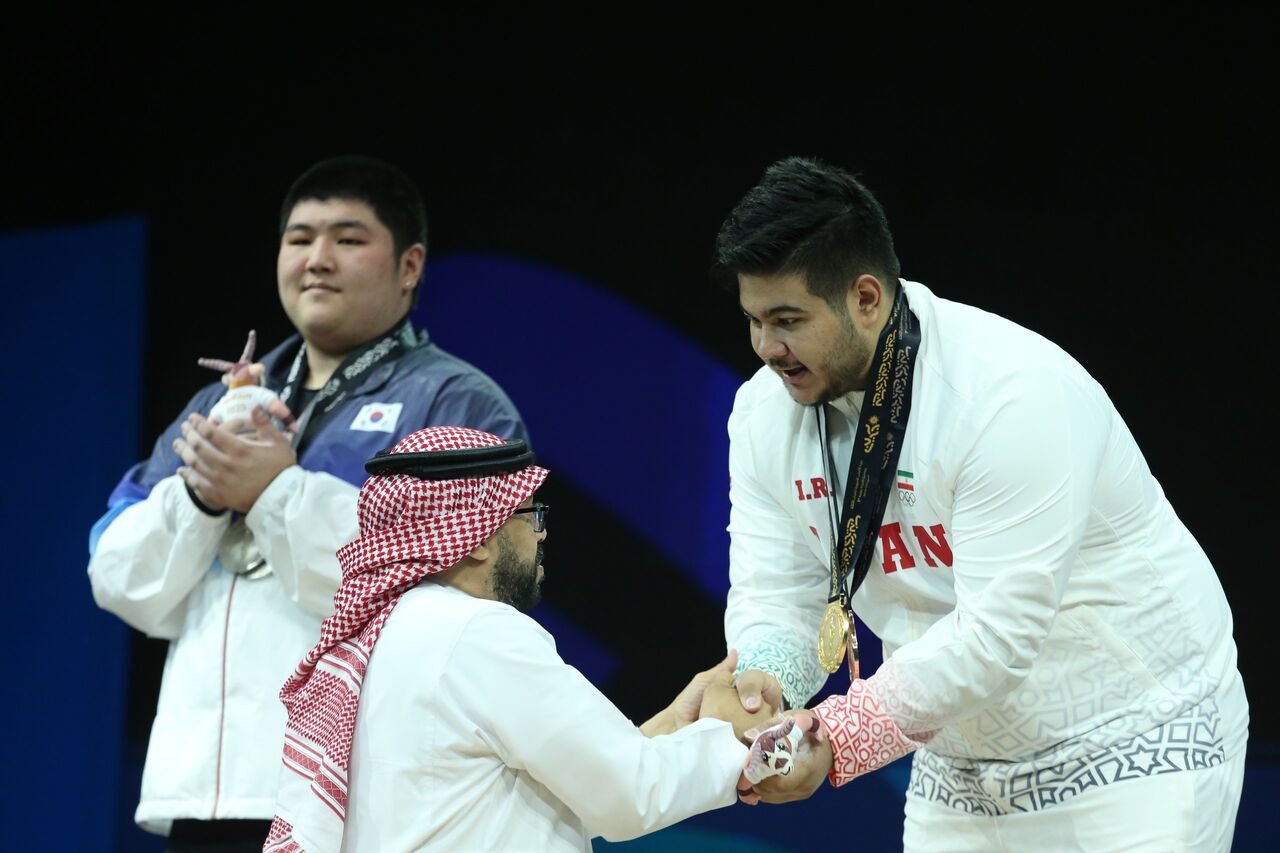 درخشش حسین یزدانی در بحرین؛ آخرین طلای کاروان ایران در وزنهبرداری ثبت شد