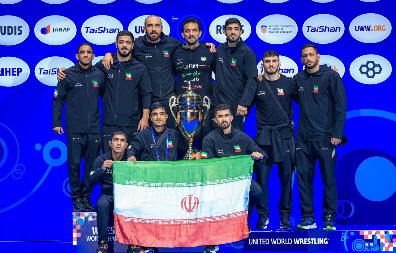 اتحادیه جهانی بالاخره قهرمانی تاریخی تیم ملی کشتی آزاد ایران در سال ۲۰۱۵ را تأیید کرد