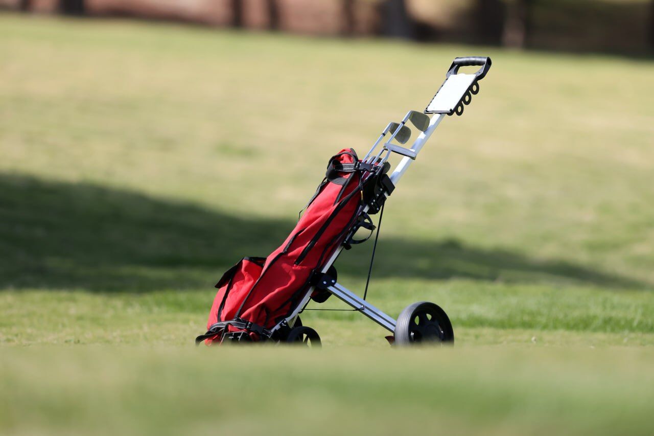 نبرد حساس گروه دوم سوپر لیگ گلف و احتمال جابه‌جایی صدر جدول