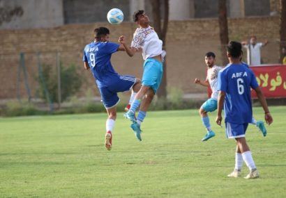 برد خانگی نوین فولاد یزد با دبل مرادی و حمایت پرشور تماشاگران در لیگ جوانان برد خانگی نوین فولاد یزد با دبل مرادی و حمایت پرشور تماشاگران در لیگ جوانان