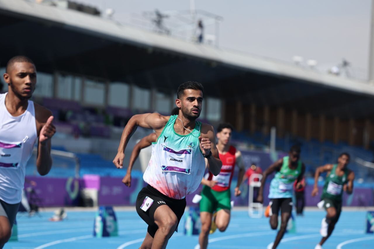 رکورد ۱:۵۰.۱۷ امیریان را به فینال ۸۰۰ متر رساند