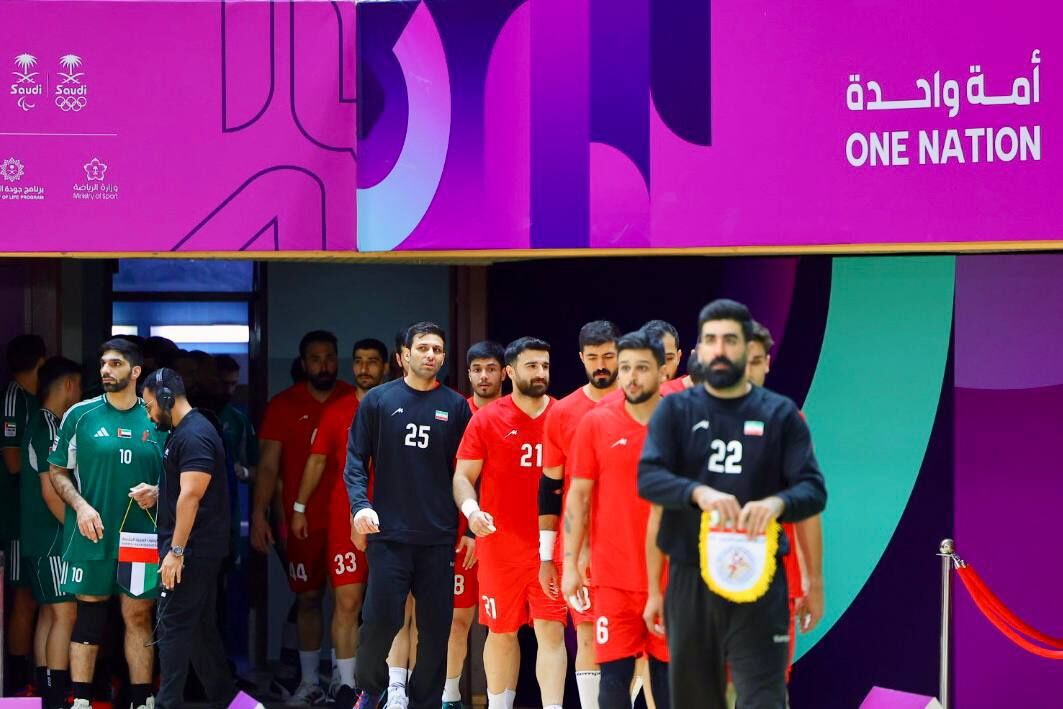 رحیمی کازرونی: تلاش کردیم اما نتیجه نگرفتیم، شرمنده مردم ایران هستیم