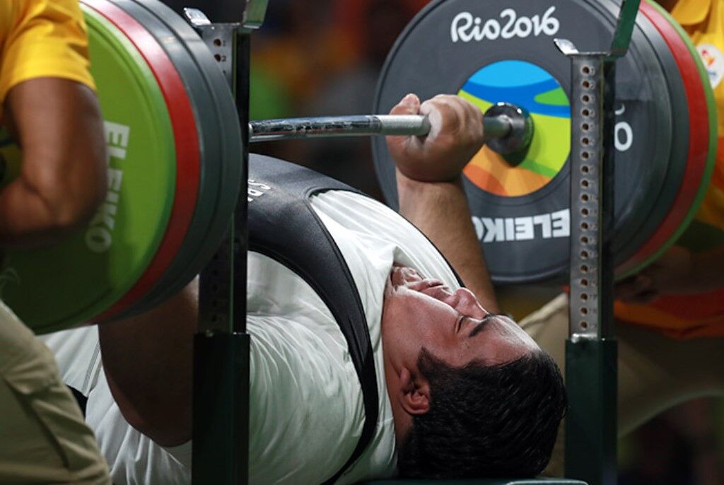 فارس فاتح مطلق رقابت‌های پاراوزنه‌برداری یزد شد با طوفان مدالی در دو بخش بانوان و مردان