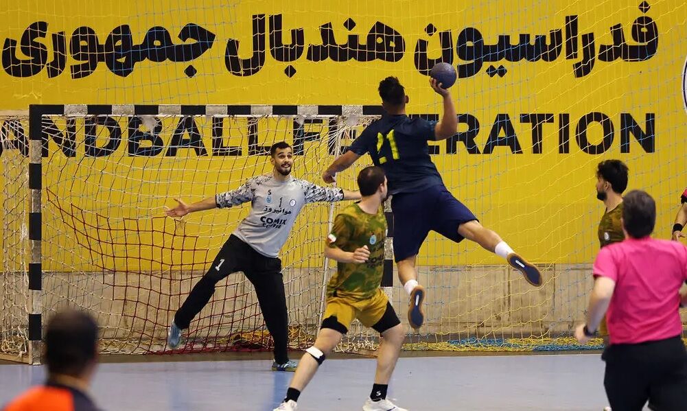 شروع دوباره لیگ برتر هندبال مردان با نبردهای حساس تیم‌های صدرنشین و تلاش برای امتیاز نخست