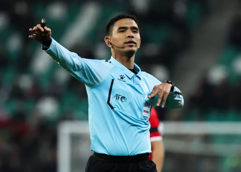 تیم داوری مالزیایی قضاوت دیدار تراکتور و نسف قارشی در لیگ نخبگان آسیا را برعهده دارد