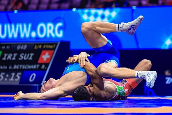 خط کشی چهار تیم برتر لیگ فرنگی و حساسیت بالای نیمه نهایی همزمان با شهرآورد پایتخت