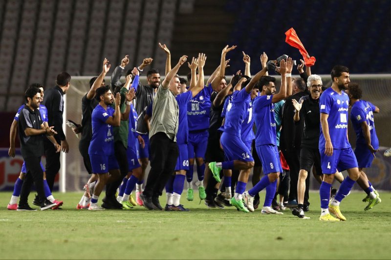 بحران مالی استقلال خوزستان در آستانه بازی با پرسپولیس؛ چشم‌انتظاری آبی‌ها برای پیام تهران