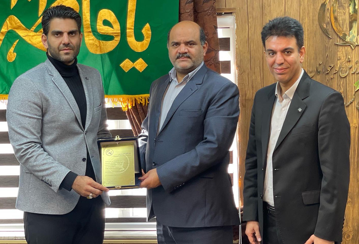 در دیدار با عزتی مطرح شد؛ نگاه ویژه اداره‌کل ورزش و جوانان کرمانشاه به سپک تاکرا و گسترش آن در استان