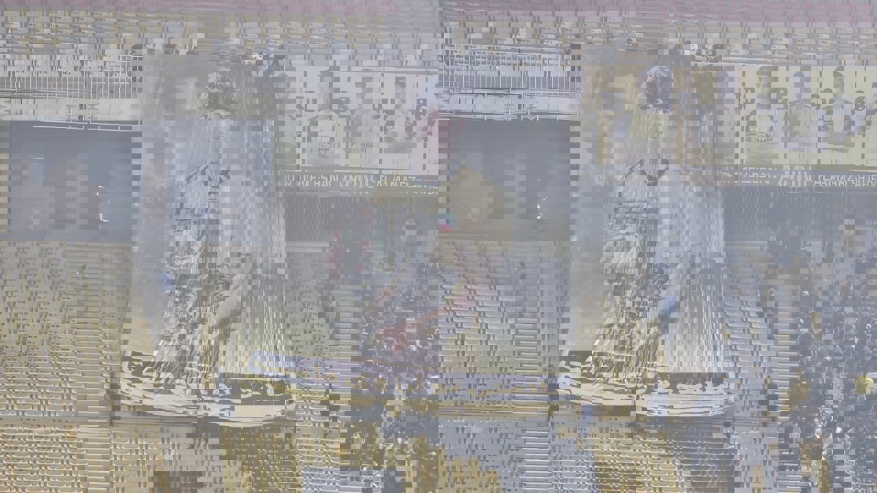 حمایت ویژه سکوهای نقش جهان از بازیکن جوان مصدوم سپاهان