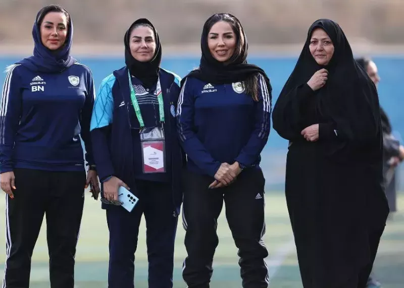حمایت نزدیک شهناز یاری از فوتبال زنان استقلال و تقویت فضای تیمی در مرغوبکار