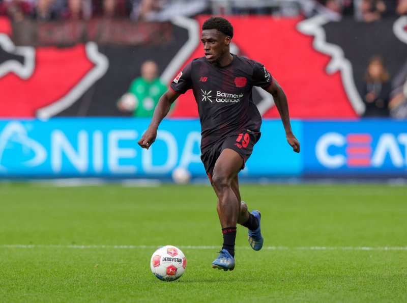 دقایق پرحاشیه پخش زنده بوندس لیگا با اشتباهاتی که نتیجه بازی را زیر و رو کرد