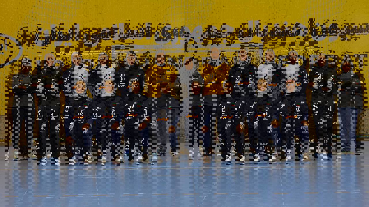 سومین حضور متوالی هندبال زنان ایران در جهان با رویارویی با سوئیس آغاز می‌شود