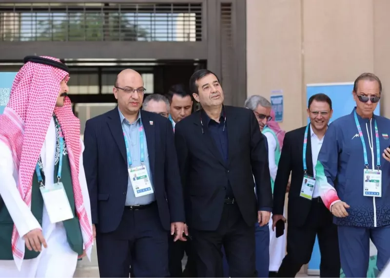 بازدید احمد دنیامالی از دهکده بازیهای همبستگی اسلامی در ریاض و دیدار با ملیپوشان ایران