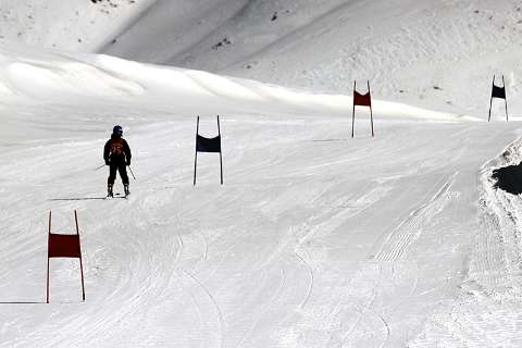 آغاز اردوی ملی اسکی آلپاین نونهالان و نوجوانان در سپیدان با حضور استعدادهای سراسر کشور