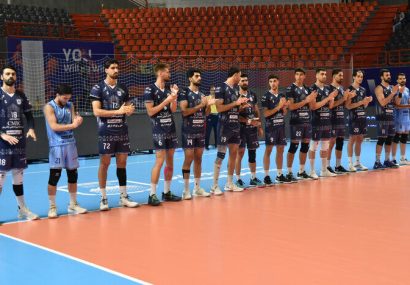 برد ارزشمند چادرملو اردکان مقابل شهرداری ارومیه در حضور پرشور تماشاگران برد ارزشمند چادرملو اردکان مقابل شهرداری ارومیه در حضور پرشور تماشاگران