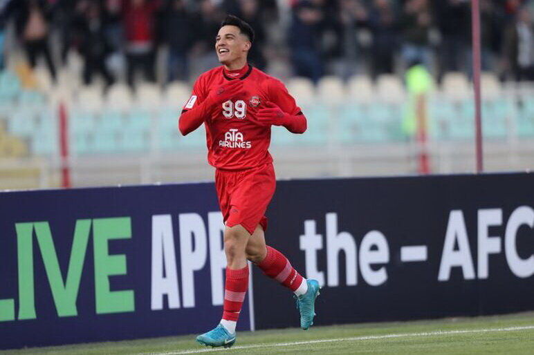 نام امیرحسین حسین‌زاده در کنار ستاره‌ها پس از برد آسیایی تراکتور