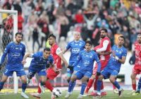 شروع پرتنش دربی اراک با بازگشت منیر و نبرد حساس صدر جدول