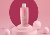 بهترین تونرهای پوست چرب که چربی اضافه را کنترل میکنند بهترین تونرهای پوست چرب که چربی اضافه را کنترل میکنند