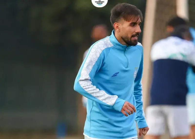 سرنوشت نامعلوم احمدی پیش از دربی و دغدغه تازه ساپینتو در خط میانی استقلال