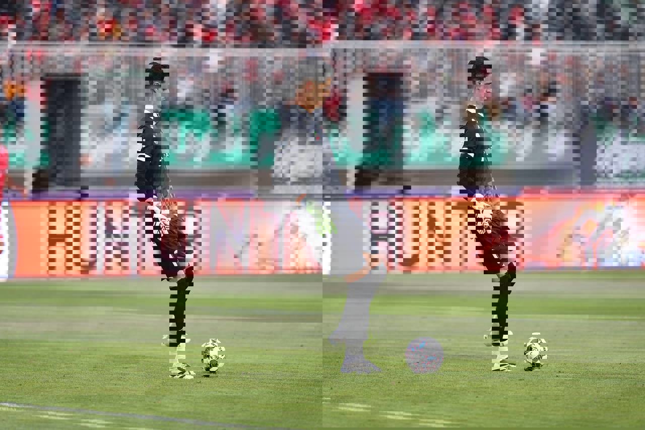 درخشش نیازمند در نخستین شهرآورد ششمین کلین‌شیت فصل گلر پرسپولیس را به مهره‌ای کلیدی بدل کرد