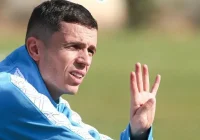 بوسه جنجالی یاسر آسانی با رأی کمیته انضباطی به جریمه ۵۱ میلیون تومانی منجر شد بوسه جنجالی یاسر آسانی با رأی کمیته انضباطی به جریمه ۵۱ میلیون تومانی منجر شد