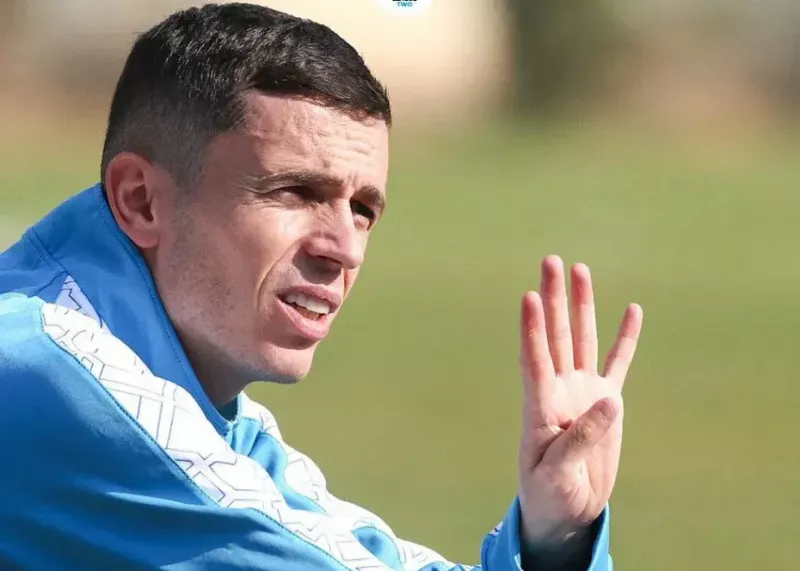 بوسه جنجالی یاسر آسانی با رأی کمیته انضباطی به جریمه ۵۱ میلیون تومانی منجر شد