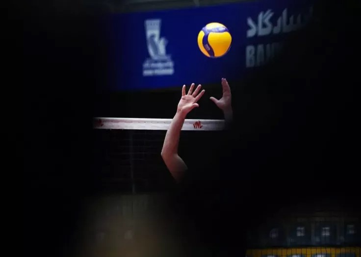 اجرای قانون جدید سرویس فیک و عبور از تور در لیگ والیبال با تصمیم فدراسیون