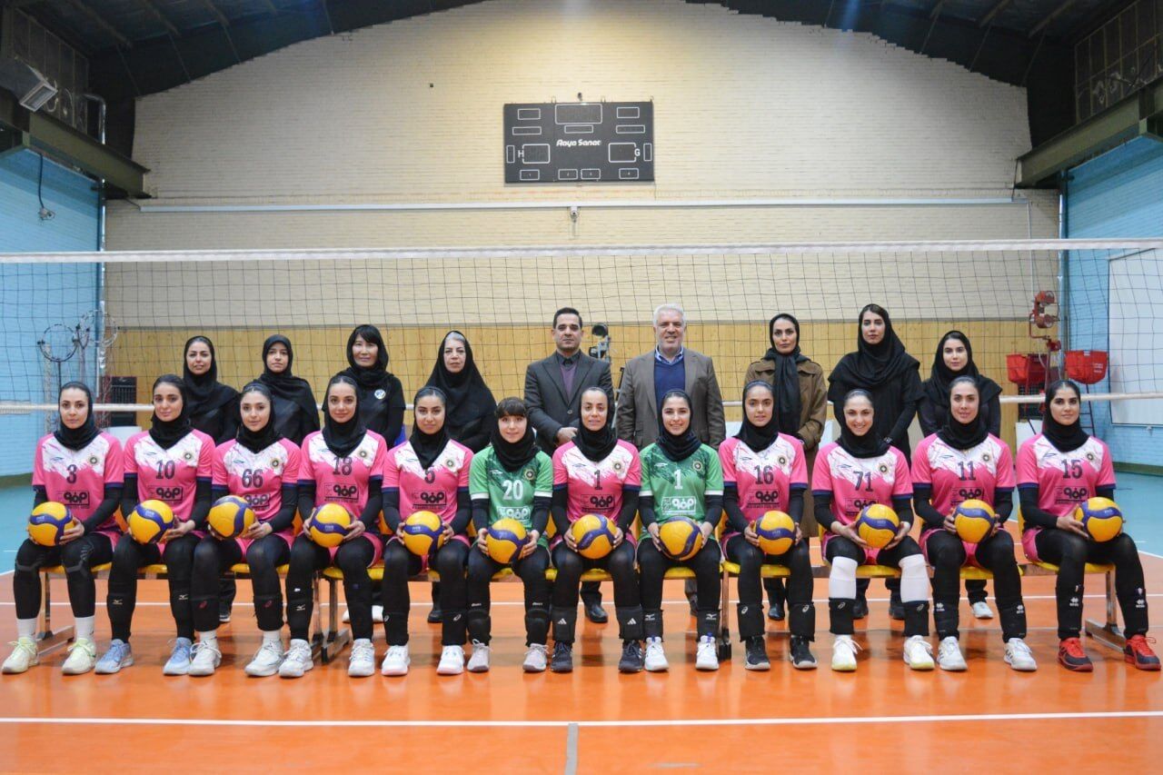 تیم والیبال بانوان سپاهان ایران در لیگ CAVA مالدیو برای قهرمانی می‌جنگد