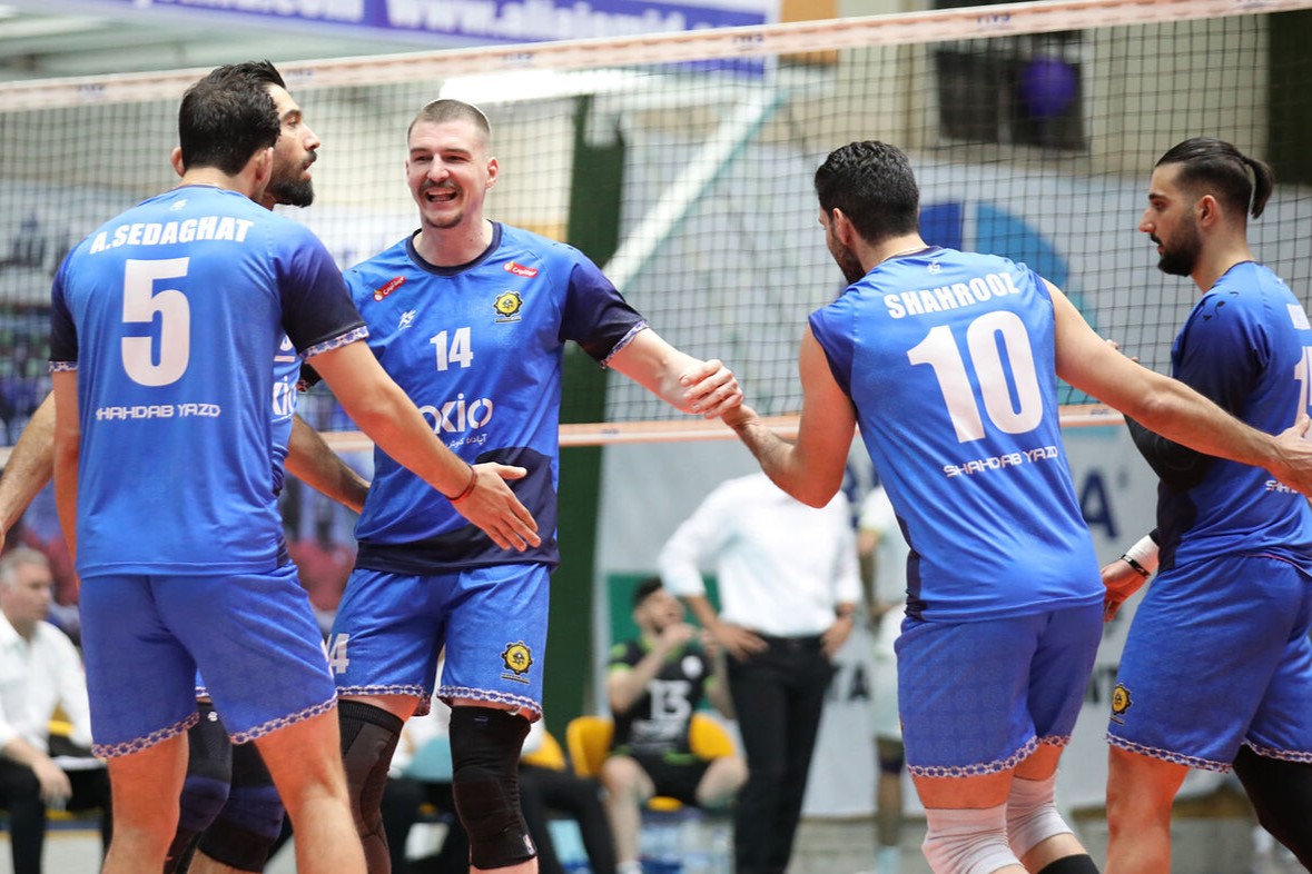 صدرنشینی شهداب در لیگ والیبال/ شکست سنگین مهرگان و پیروزی سخت سپاهان