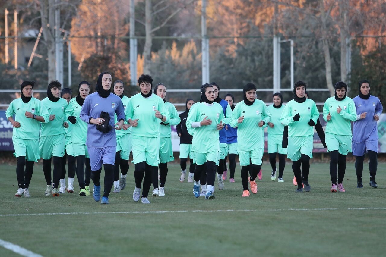 اعلام فهرست ۲۷ نفره تیم ملی فوتبال بانوان/ آغاز اردوی آماده‌سازی جام ملت‌های آسیا از جمعه