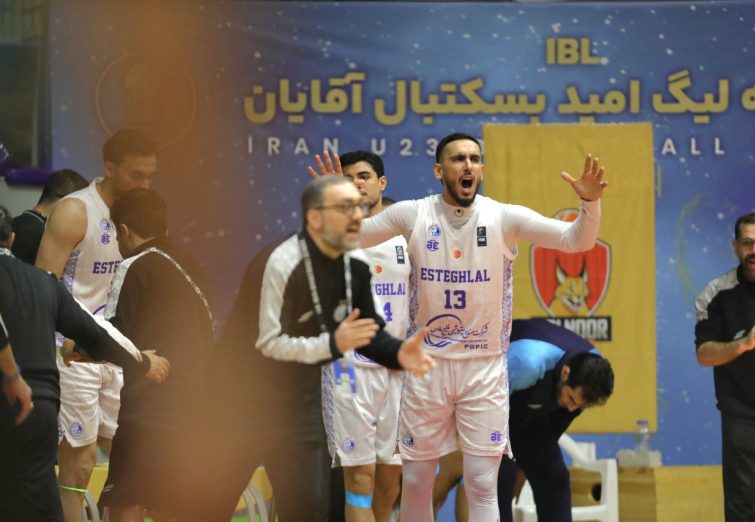 گزارش تصویری استقلال طبیعت را برد و صدرنشین شد