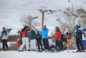 📸گزارش تصویری از مسابقات المپیاد استعدادهای برتر اسکی در پیست بین المللی شمشک از دریچه دوربین ۹۱ ورزشی