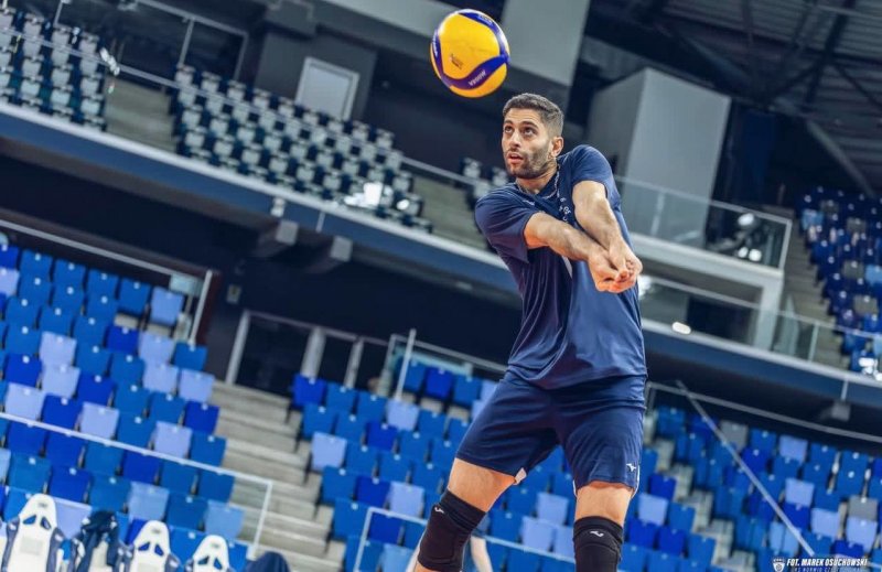 آینده میلاد عبادیپور به سرنوشت چستوخوا گره خورد احتمال پیوستن به یاستشمسکی جدیتر شد