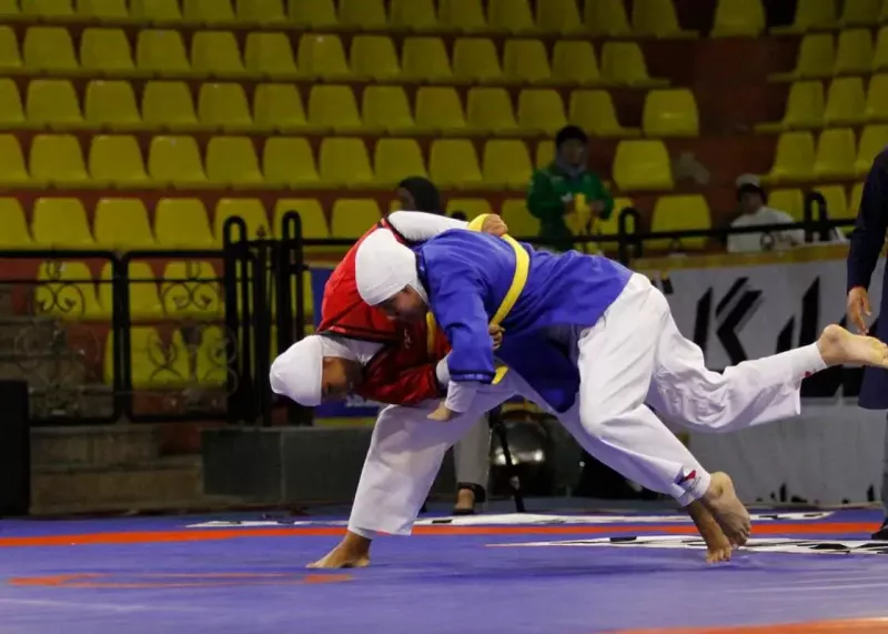 ملی‌پوشان کشتی آلیش بانوان در مشهد به اردو می‌روند