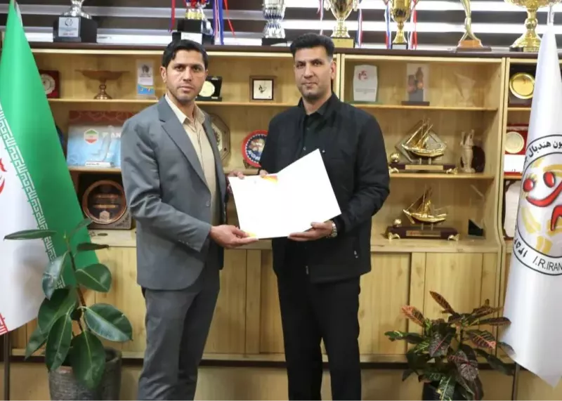 معمای نسل طلایی حل شد؛ رجبی سرمربی تیم ملی هندبال نوجوانان شد