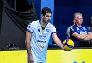 پیروزی بزرگ میناس با نقش آفرینی جواد کریمی صعود به رتبه چهارم سوپرلیگ برزیل