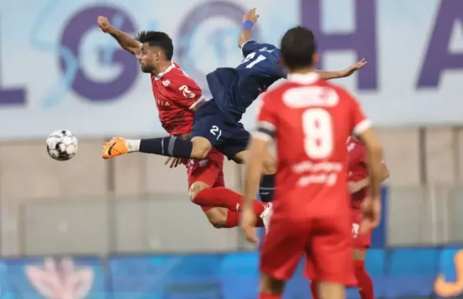 گل گهر با نمایش تهاجمی پرسپولیس را در نیمه اول تحت فشار قرار داد