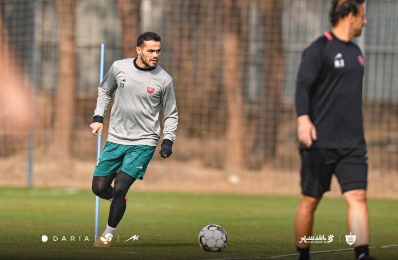 پرسپولیس در انتظار بازگشت اورونوف