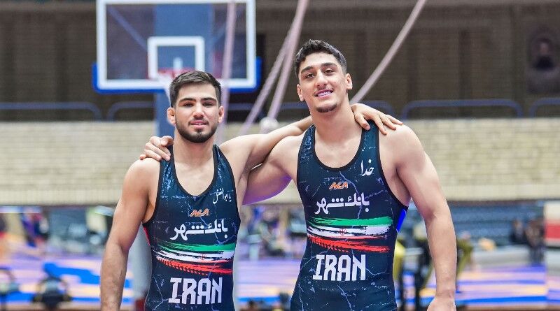 حیدری و محمدحسینی در نیمهنهایی کشتی فرنگی جوانان جهان