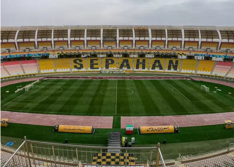 دربی استقلال و پرسپولیس در نقش جهان