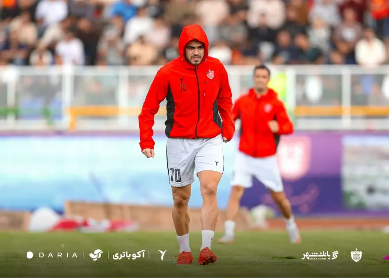 اورونوف دوباره مصدوم شد؛ غیبت ستاره پرسپولیس در بازی حساس با فولاد